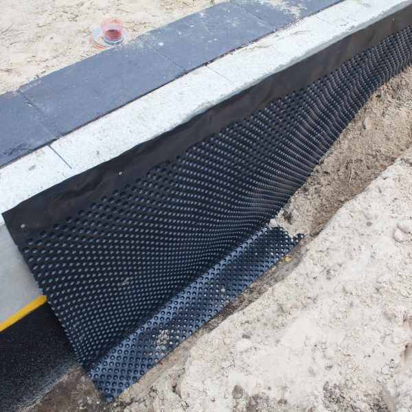 Membrane de protection pour murs enterrés en PEHD - 20 x 3,00 m - 400 g/m² - ép. 0,42 mm - Obra