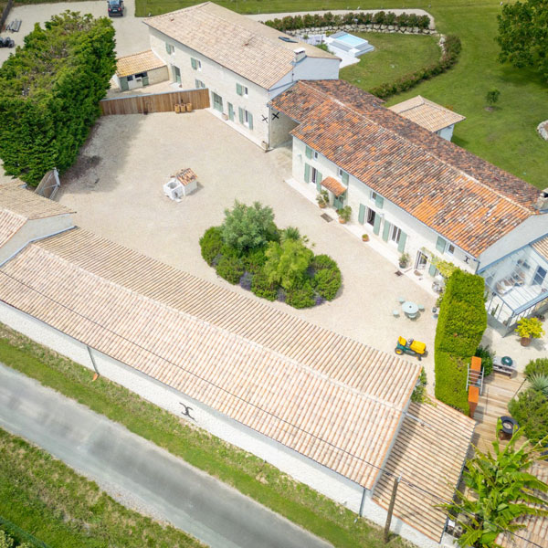 Tuile Canal Horizon Terreal en terre cuite - emboîtement double canal - Reflets Languedoc