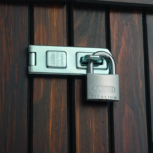 Cadenas en aluminium Abus 64TI/60 Titalium avec anse en acier Nano Protect - 60 x 90,5 mm