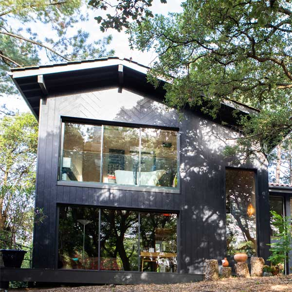 Bardage bois brûlé pour murs intérieurs et extérieurs - 186 MM x 20,00 MM - 4,15 M - Ignite effet écaille de dragon