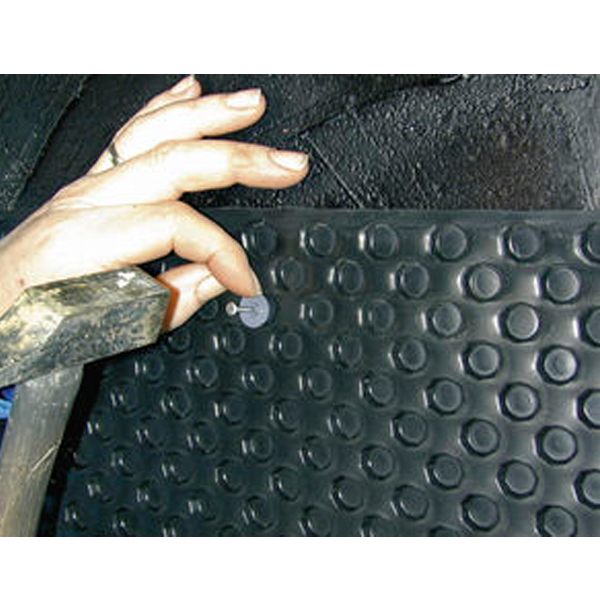 Pointe striée à béton avec rondelle - tête fraisée - acier électro-zingué - 2.7 x 35 mm - boîte de 100