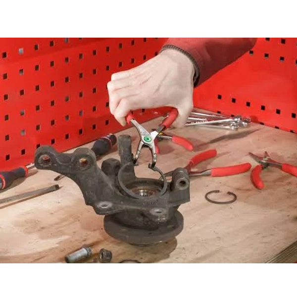 Pince de précision coudée 90° de circlips intérieurs Ø 8 à 13 mm - Facom - Longueur 130 mm