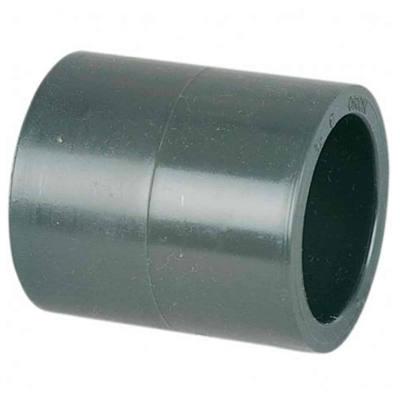 Manchon PVC à coller pour plomberie de piscine - diamètre 63 mm