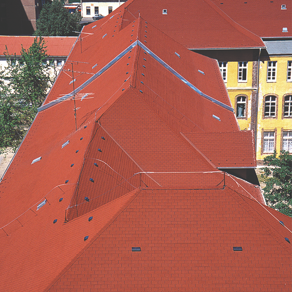 Bardeau bitumeux à 4 jupes Sopratuile pour toiture - coloris Vert flammé - paquet de 3,05 m²