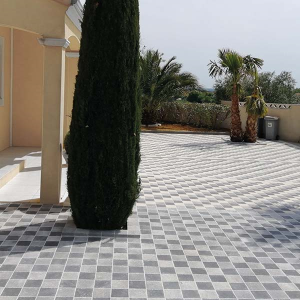 Pavé béton brut décoratif - Lavardin - Anthracite - 15 CM x 15 CM - Ép.60 MM