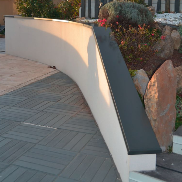 Embout de finition Ôdemur pour couvertine plate en aluminium - PVC gris anthracite - 27 cm