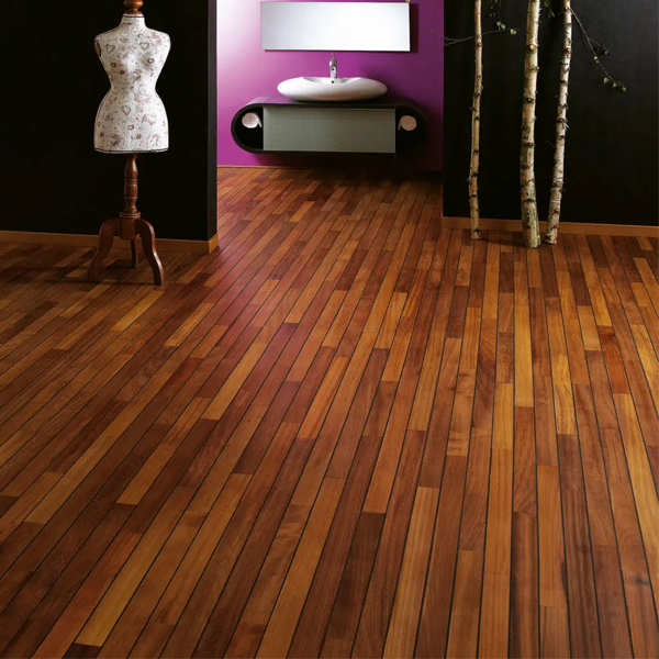 Parquet de salle de bain Iroko Navylam + pré-huilé - double joint intégré - 64 MM x 9,00 MM - longueur variable