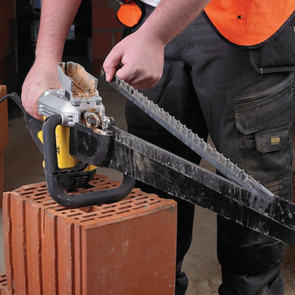 Scie Alligator filaire Dewalt DWE398 - 1700W - longueur de lame 430 mm