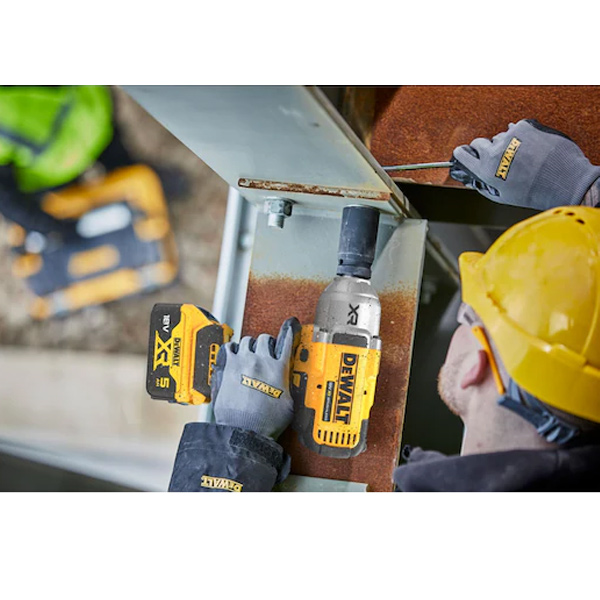 Boulonneuse 1/2" XR 18V brushless 1396 Nm Dewalt DCF900NT-XJ - en coffret TSTAK sans batterie ni chargeur