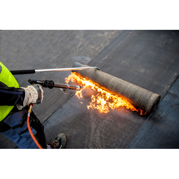 Canne d'étancheur pour dérouler les rouleaux bitumeux