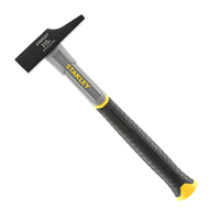 Marteau de menuisier - Stanley - Tête 315 grammes - Manche en fibre de verre large avec grip