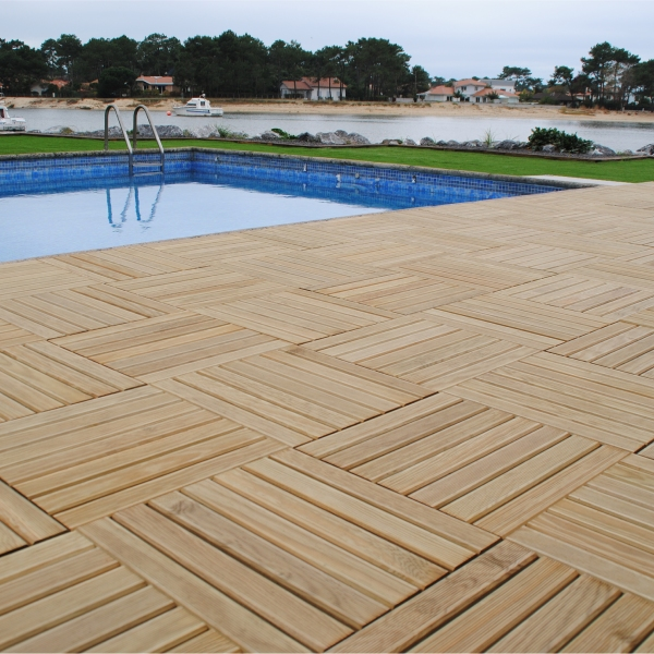 Dalle caillebotis bois - Lames striées - Pin maritime - Classe 4 traité Vert - 50 x 50 cm - ép. 44 mm