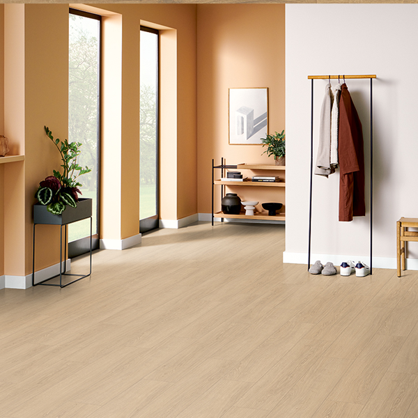 Parquet stratifié Classic 8/33 - 4 chanfreins avec système CLIC it! - 193 x 8 x 1292 mm - Chêne Victoria naturel