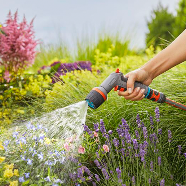 Pistolet d'arrosage multi-jets Comfort ecoPulse Gardena - 4 jets réglables - Fonction nettoyage