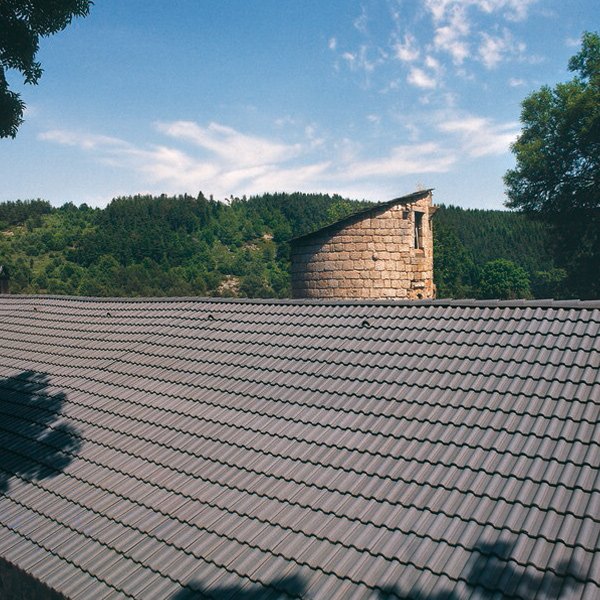 Tuile béton Double Romane - grand moule faible relief - Monier - 42 x 33 cm - Ardoise