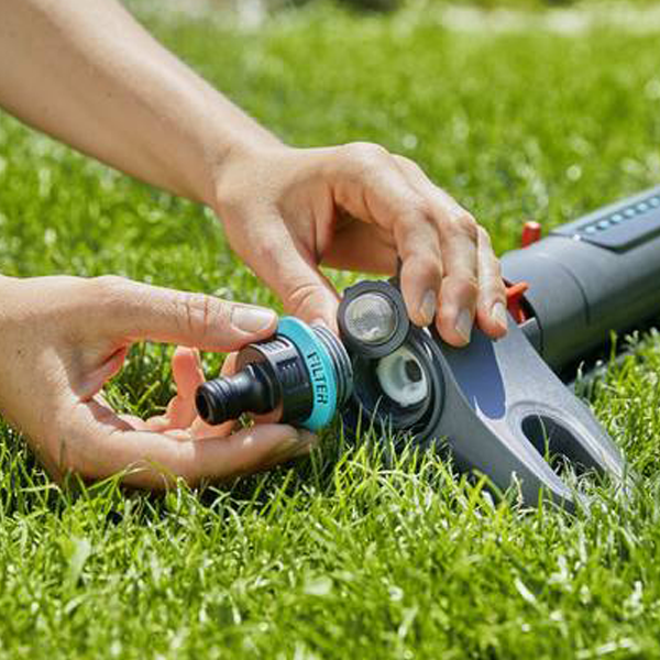 Arroseur oscillant AquaZoom M Gardena - 16 buses plastique souple - Surface arrosage 250 m²