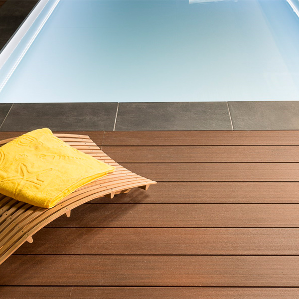 Lame de terrasse en bois composite Atmosphère finition brossée - Silvadec - 138 MM x 23,00 MM - longueur 4,00 M - Brun Sao Paulo