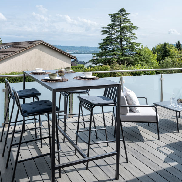 Lame de terrasse en bois composite Atmosphère finition brossée - Silvadec - 138,0 mm x 23,00 mm - Longueur 4,00 m - Gris Cayenne