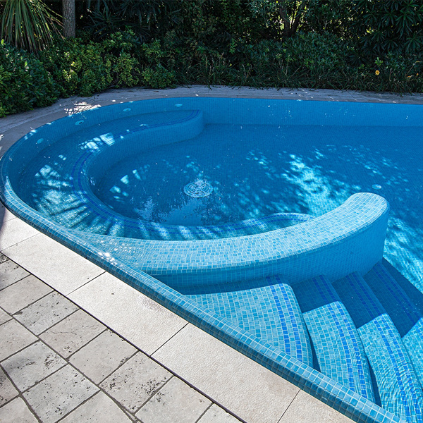 Mosaïque en émaux de verre lisse  - carreau de 2,5 x 2,5 cm - trame de 31,2 x 49,5 cm