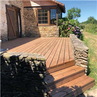 Lame de terrasse bois en Douglas lisse - Classéo - bois traité classe 3 marron - 145 MM x 28,00 MM - Longueur 4,00 M