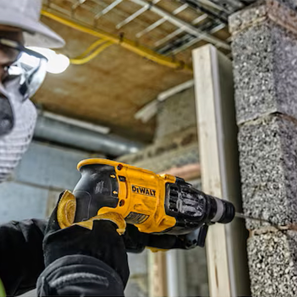 Perforateur burineur SDS-Plus filaire Dewalt D25133K-QS - 800W - 2,8J - en coffret