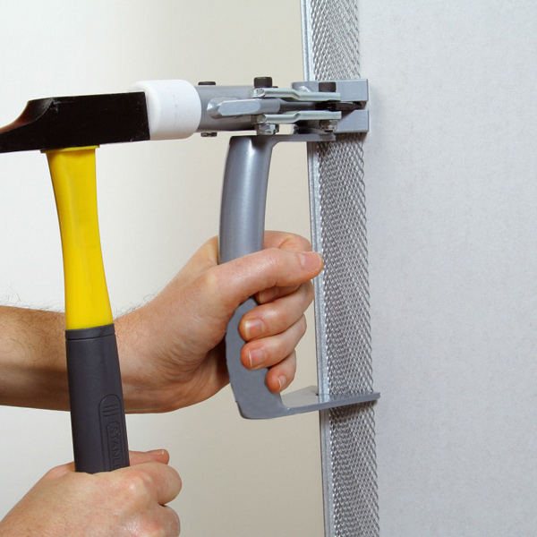 Pince à sertir pour cornière d'angle métallique sur plaque de plâtre - Microfix