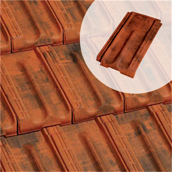 Tuile à côte universelle