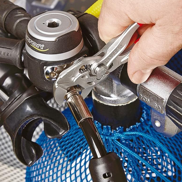 Mini-pince clé multiprise de précision - 86 03 125 Knipex - Poignées gainées - Longueur 125 mm