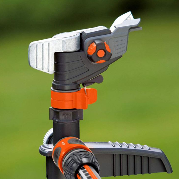 Arroseur canon sur pic métal Premium Gardena - Tête d'arrosage laiton - Réglable 75 à 490 m²