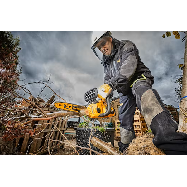 Tronçonneuse élagueuse Dewalt DCM565P1-QW - XR 18V 5Ah Li-Ion 30 cm - avec batterie et chargeur