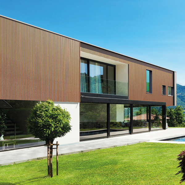 Bardage composite imitation bois aspect claire-voie - Weo 35 Fiberdeck - 33,00 MM x 170 MM - Long. 3,90 M - Coloris Ipé