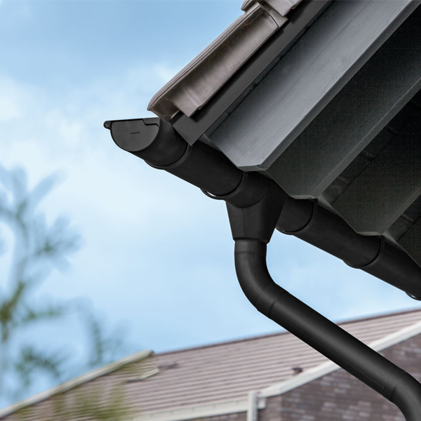 Gouttière demi-ronde en zinc Granum Basalte Rheinzink avec boudin - développé 250 MM - ép.0.65 MM - 4,00 M