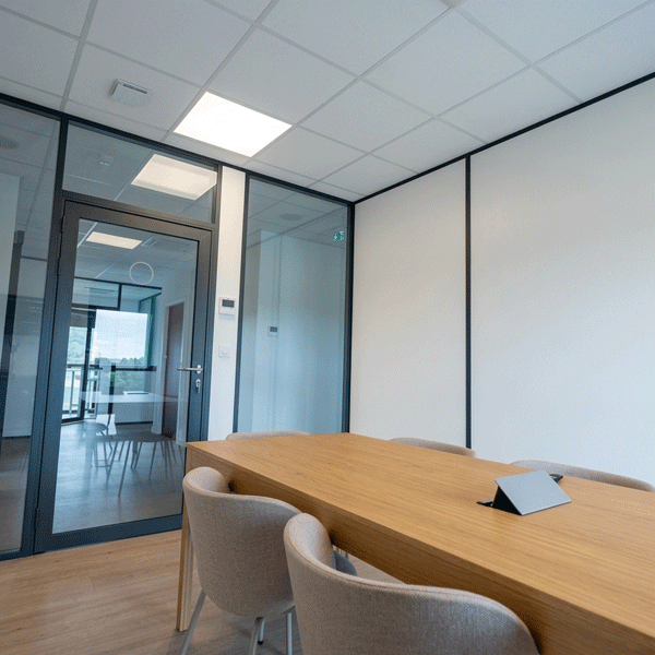 Dalle plafond acoustique Blanc Tonga dB 41 A - Bords droits - 600,0 mm x 600,0 mm - ép. 38 mm