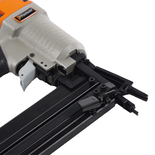 Cloueur agrafeuse pneumatique Paslode FNS1850 jauge de 18 avec mallette