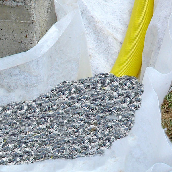 Géotextile non tissé Edia - polypropylène blanc - R. 4 kN - rouleau de 2,00 M x 25,00 M