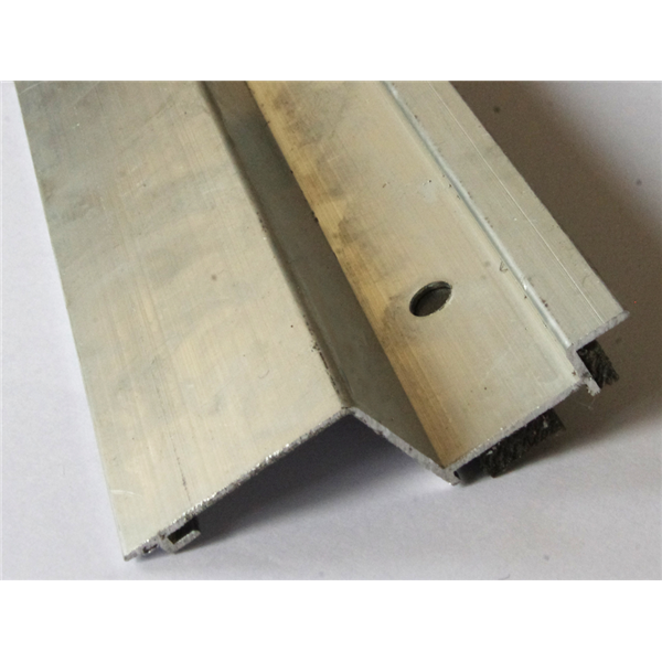 SOLIN METALLIQUE pour fixation en-tête du SOMDRAIN T5. Barre de 2ML