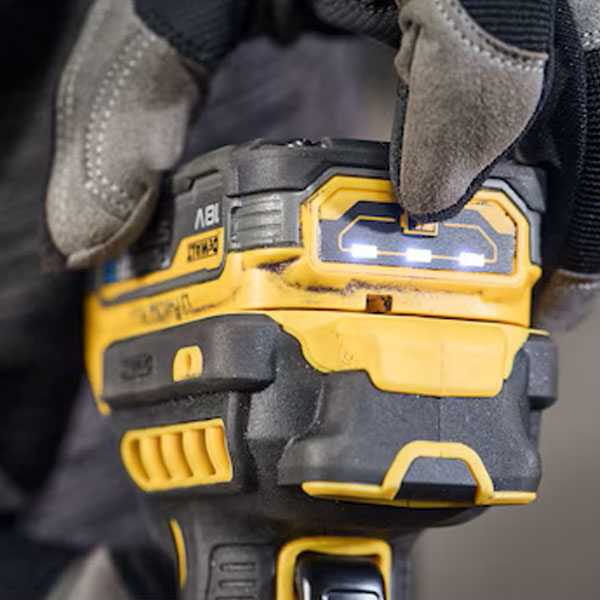 Meuleuse d'angle sans fil 18V 125 mm - DCG404S2T-QW Dewalt - En coffret avec 2 battries 3,5 Ah Powerstack et chargeur