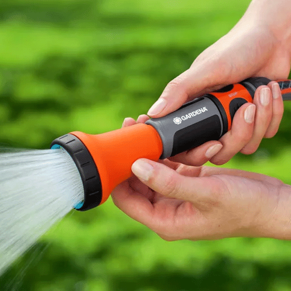 Lance d'arrosage pour tuyau d'arrosage avec jet réglable - Gardena - Plastique Mono-matière