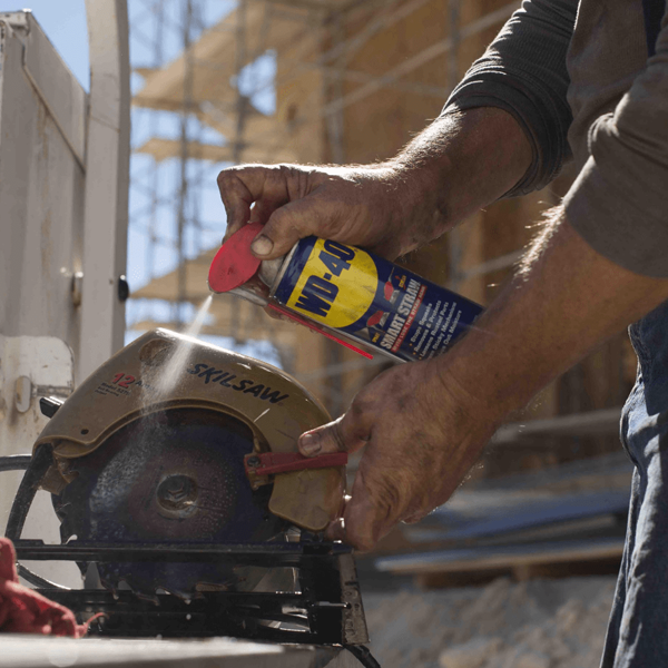 Dégrippant multifonctions WD-40 avec spray double position - toutes surfaces - 500 ml