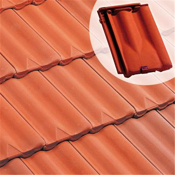 Tuile chatière en terre cuite - Delta 10 Ste Foy - avec grille de section 19 cm² - Rouge