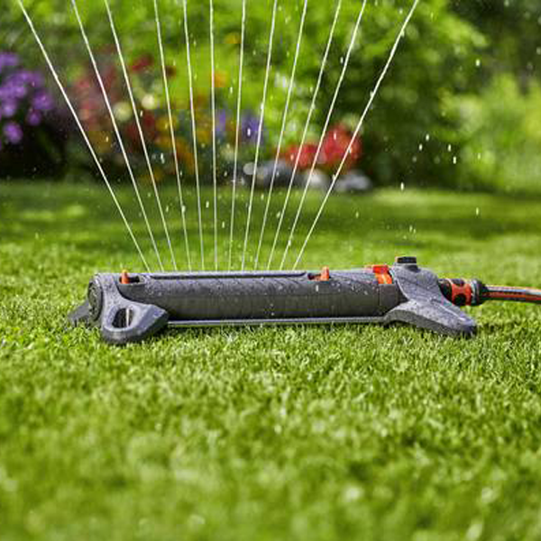 Arroseur oscillant AquaZoom S Gardena - 12 buses plastique souple - Surface arrosage 150 m²