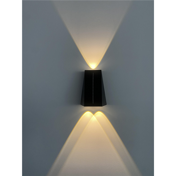 Applique solaire Architecturale : 1 faisceaux Up + 2 faisceaux Down - 3000°K