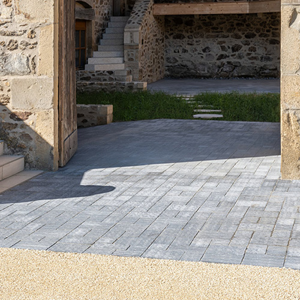 Pavé béton décoratif vieilli - Maubec - 3 formats 15 x 15 cm - 15 x 22.5 cm - 22.5 x 30 cm - Gris nuancé