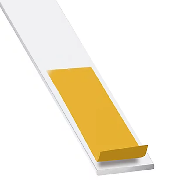 Profilé plat adhésif en aluminium laqué blanc - largeur 30 mm - épaisseur 2 mm - longueur 1.3 m CQFD 2071-5311
