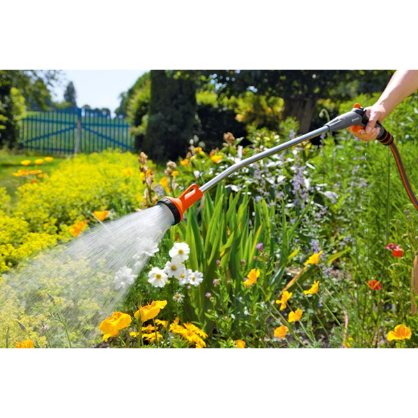 Fusil arrosoir avec régulateur Classic Gardena - pour l'arrosage à longue portée - jet de brume