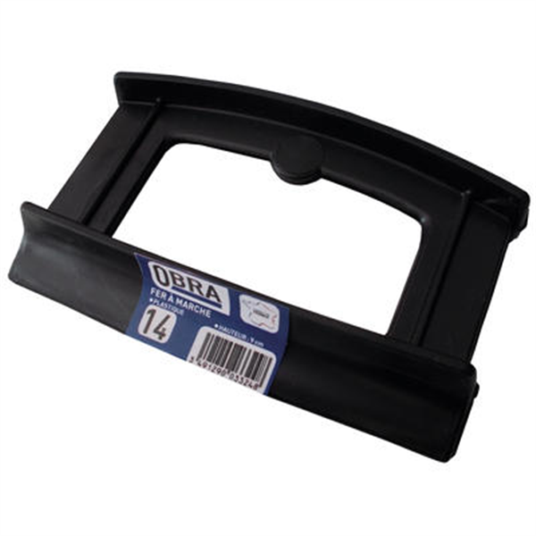 Fer à marche plastique béton Obra pour finition largeur 14 cm