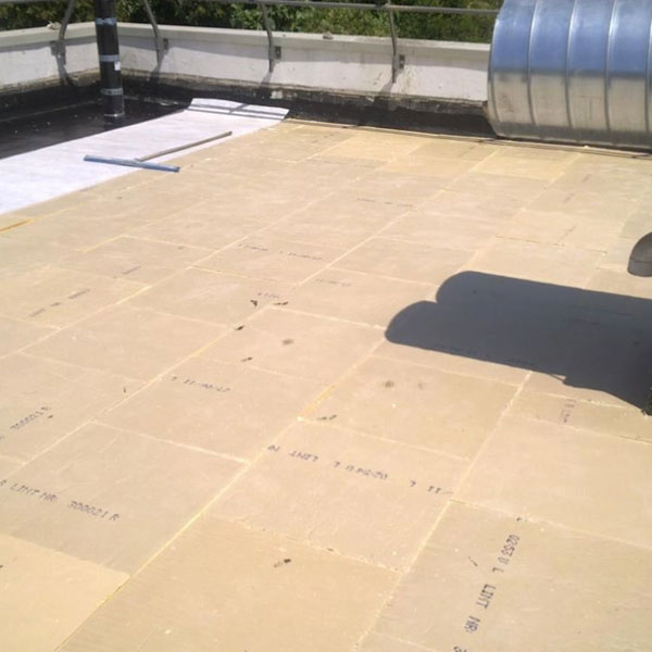 Panneau isolant pour toiture-terrasse étanchée sous protection lourde - Eurothane Br-Bio - 600 x 600 mm - R 5,50 m².K/W - ép.120 MM