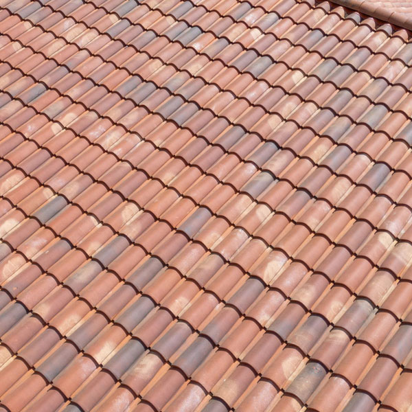 Tuile Canal Horizon Terreal en terre cuite - emboîtement double canal - Reflets Pays d'Oc