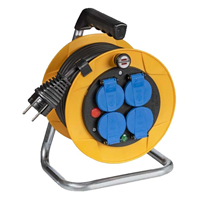Enrouleur électrique Brennenstuhl Baby Pro - câble de 10,0 M H07RN-F 3G1,5 avec 4 prises à clapet