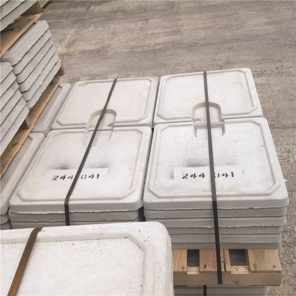 Couvercle armé pour boîte pluviale 40x40 à joints